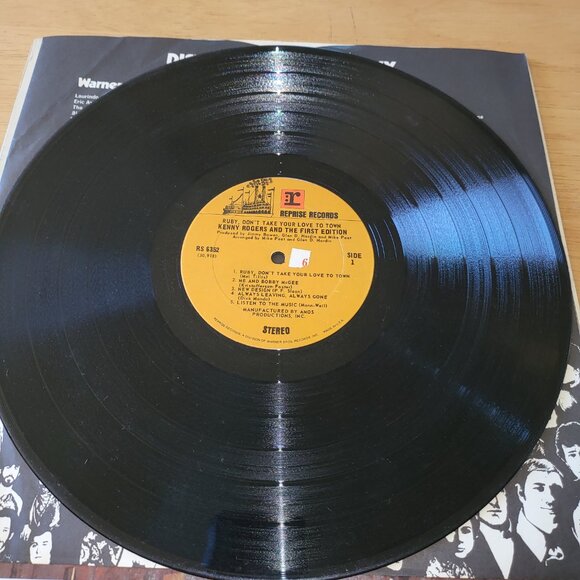 Kenny Rogers And The First Edition Ruby Don't Take Your Love To Town RS 6352 LPA - Picture 8 of 9